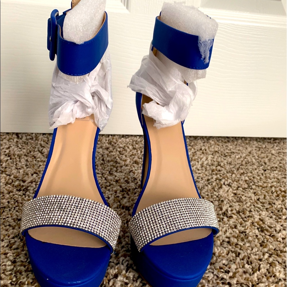 High-heels